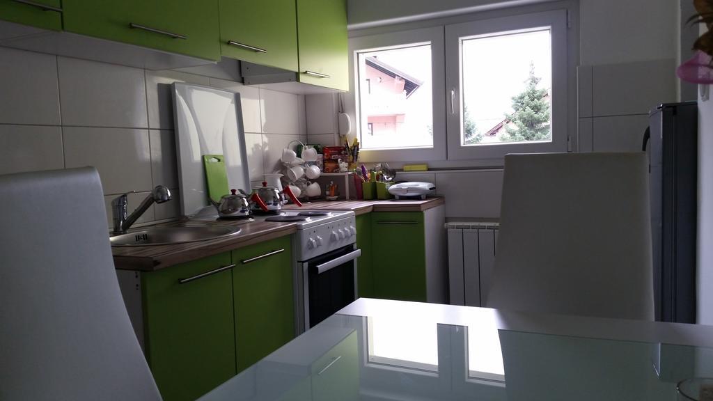 Apartment Mirela Сараєво Номер фото