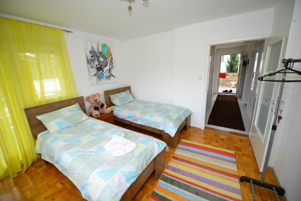 Apartment Mirela Сараєво Екстер'єр фото